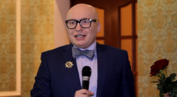 Николас Коро Николас Коро